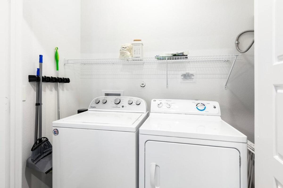 Regal Hideaway - Luxury Gated 1br With Pool And Gym - Pets Allowed Gated * San Antonio
